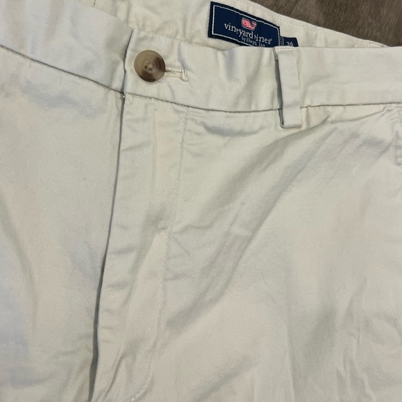 Like New Vineyard Vines 8.5 Inch Stretch Breaker Shorts size 36 - Picture 7 of 10